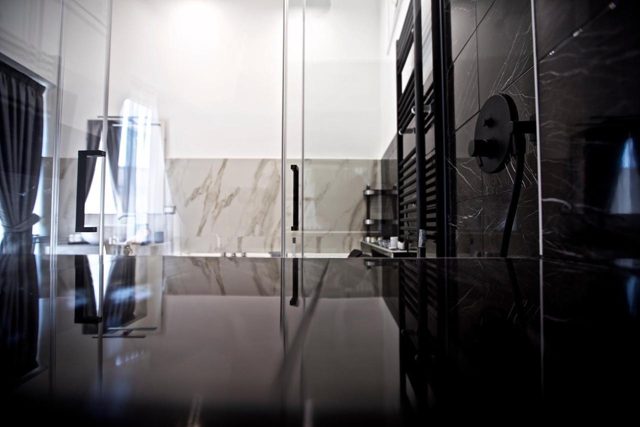 Scugnizzo Luxury *